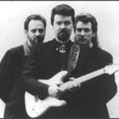 Omar & The Howlers - List pictures