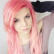 Emma Blackery - List pictures