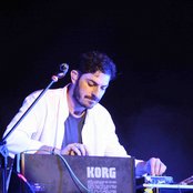 Bag Raiders - List pictures