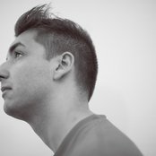 Skylar Spence - List pictures