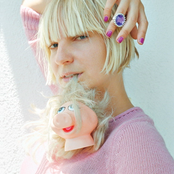 Sia - List pictures