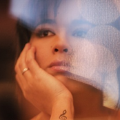 Chimene Badi - List pictures