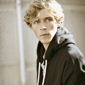 Christopher - List pictures