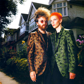 Eurythmics - List pictures