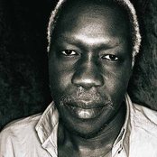 Geoffrey Oryema - List pictures