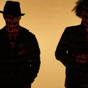 She Wants Revenge - List pictures