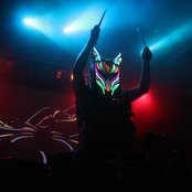 Slow Magic - List pictures