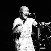 Sugar Pie Desanto - List pictures