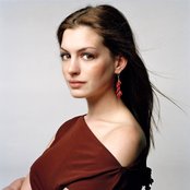 Anne Hathaway - List pictures