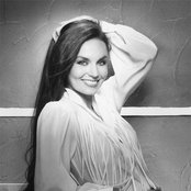 Crystal Gayle - List pictures