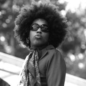 Macy Gray - List pictures