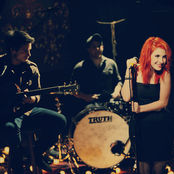 Paramore - List pictures
