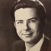 Nat Stuckey - List pictures