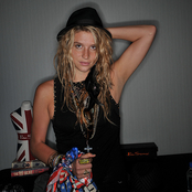 Ke$ha - List pictures