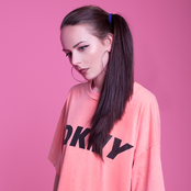 Hannah Diamond - List pictures