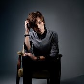 Alex Band - List pictures