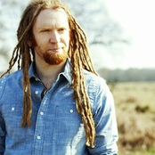 Newton Faulkner - List pictures