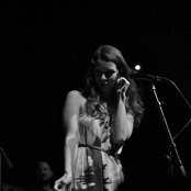 Grace Woodroofe - List pictures