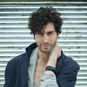 Benny Ibarra - List pictures