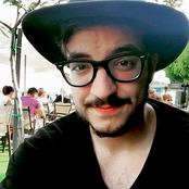 John Karayiannis - List pictures