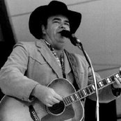 Hoyt Axton - List pictures