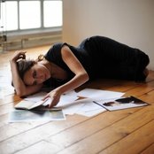 Tiê - List pictures