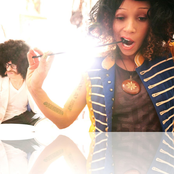 Little Jackie - List pictures