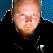 Ben Moody - List pictures