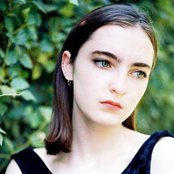 Lena Fayre - List pictures