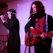 Flora Cash - List pictures