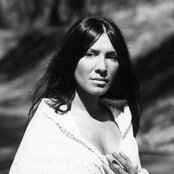 Buffy Sainte-marie - List pictures