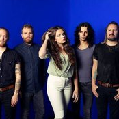 Gold - List pictures