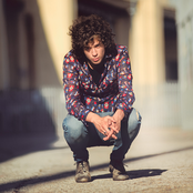 Julian Perretta - List pictures