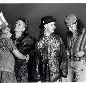 Four Non Blondes - List pictures