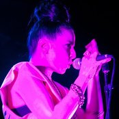 Ayah Marar - List pictures