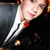 Niall Horan - List pictures