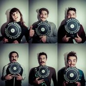 Deluxe - List pictures