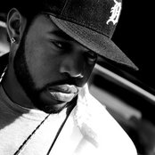 Dwele - List pictures