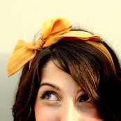 Clarice Falcão - List pictures