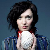 Sarah Blasko - List pictures