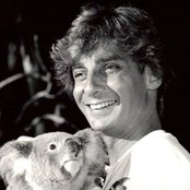 Barry Manilow - List pictures