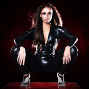Mya - List pictures
