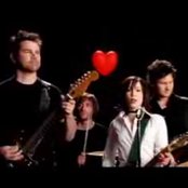 Little Birdy - List pictures