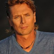 Jeremy Jordan - List pictures