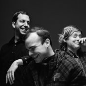 Future Islands - List pictures