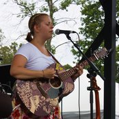 Julia Nunes - List pictures