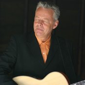 Tommy Emmanuel - List pictures
