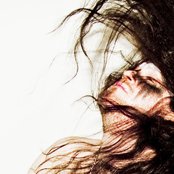 D'eon - List pictures