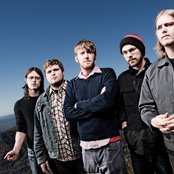 Far-less - List pictures