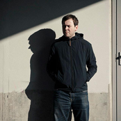 Claro Intelecto - List pictures